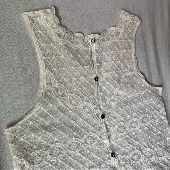 Maurices Sheer Lace Sleeveless Button Back Top - Picture 13 of 14